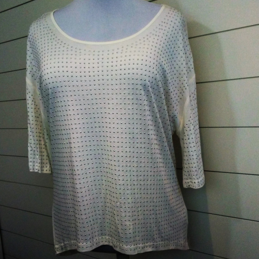 Romeo & Juliet Cream Top with Small Silver Studs Size Large